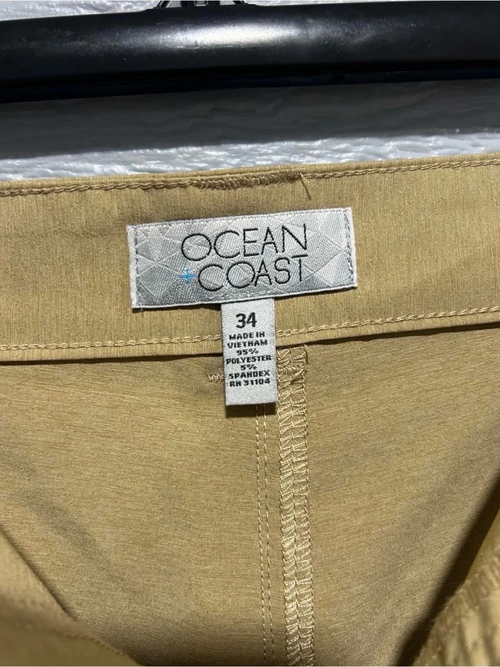 Men's Ocean+Coast Beige Utility Shorts - Lightweight Comfort